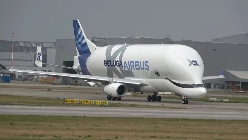 Airbus Beluga по форме напоминает улыбающегося дельфина