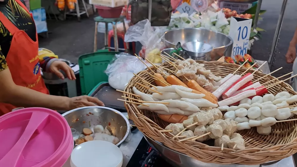 Безопасна ли уличная еда в Таиланде?