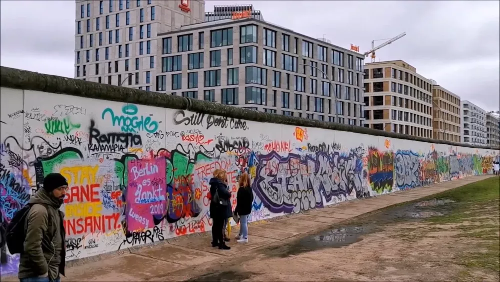 Галерея на остатках Берлинской стены