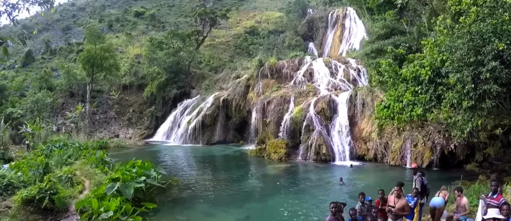 Каскад Пишон — серия водопадов (Гаити)