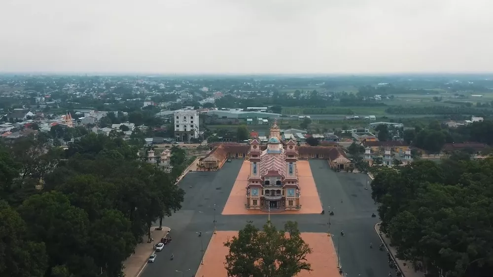 Храм Као Дай в Тайнине (Вьетнам)