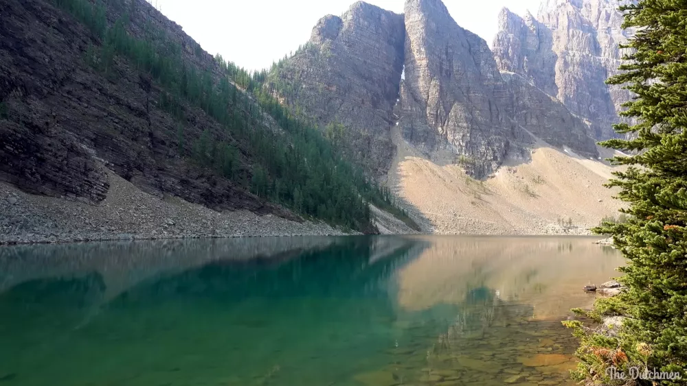 Луиз — ледниковое озеро в национальном парке Банф в Канаде