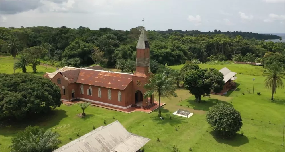 Миссия Санта-Анна в Одимбе (Габон)