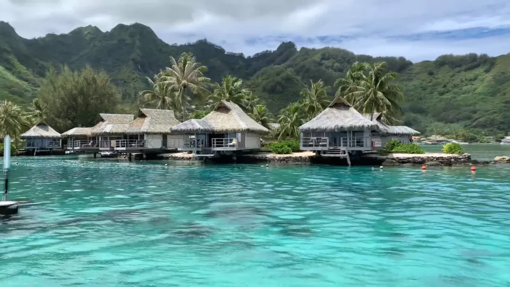 Муреа — один из Наветренных островов архипелага Острова Общества во Французской Полинезии