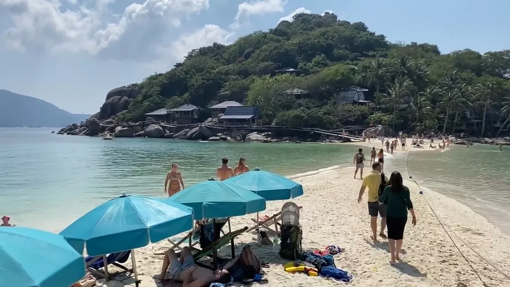 Острова Ко Тао соединены между собой песчаным перешейком