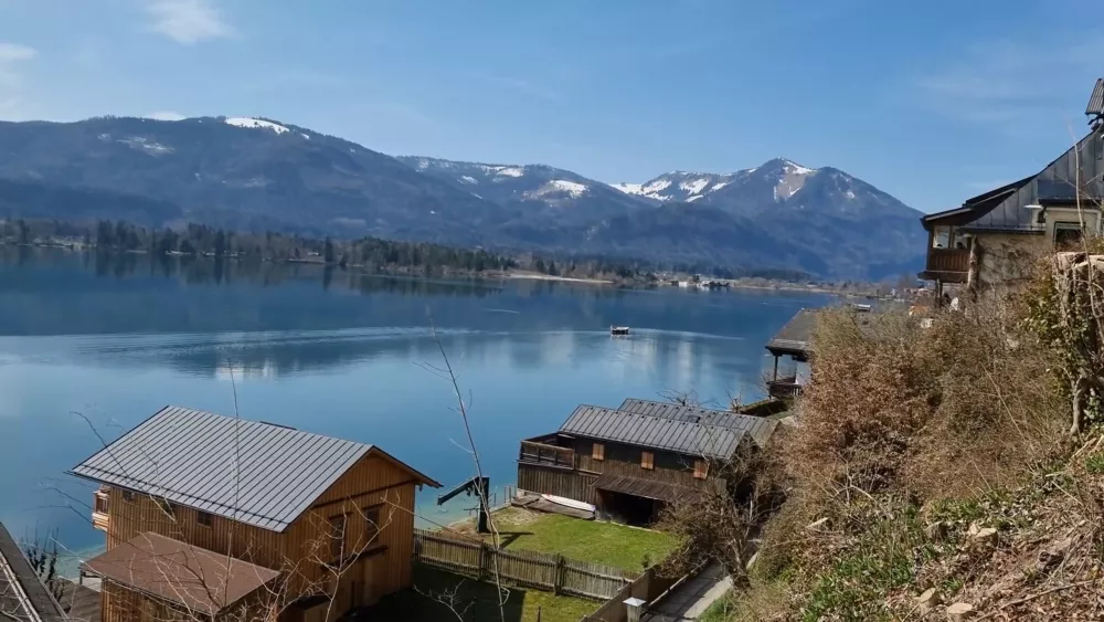 Озера Австрии на фоне гор