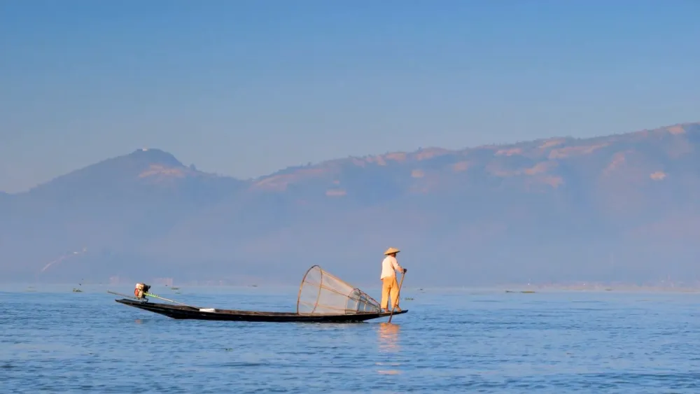Озеро Инле, пожалуй, самая популярная достопримечательность Мьянмы