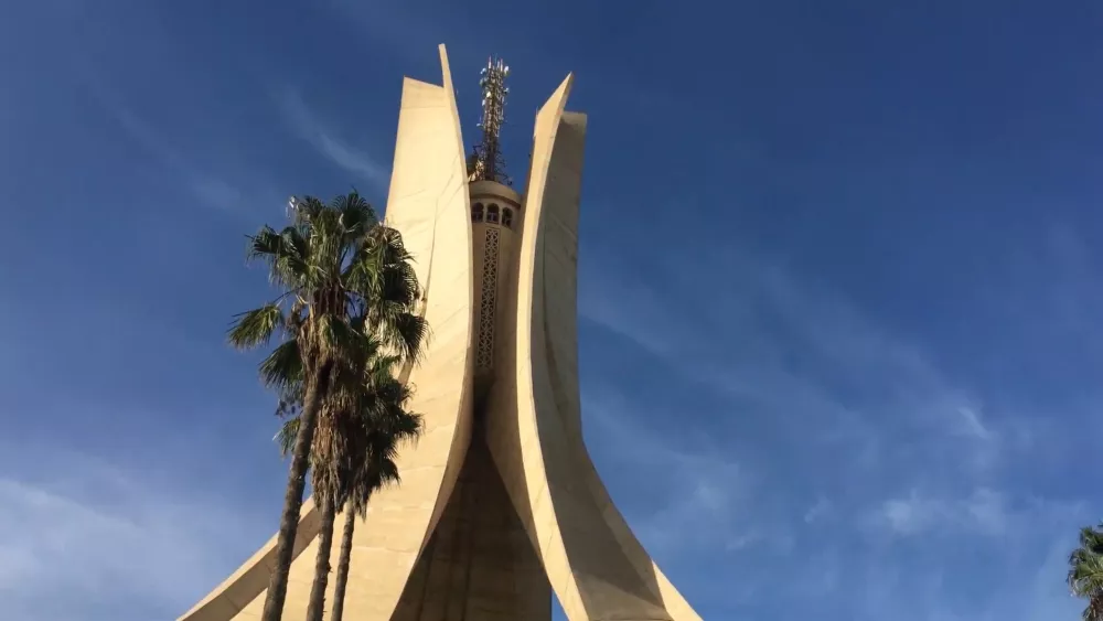 Памятник Славы и Мученичества — монумент, установленный в г. Алжире в честь павших в войне за независимость Алжира