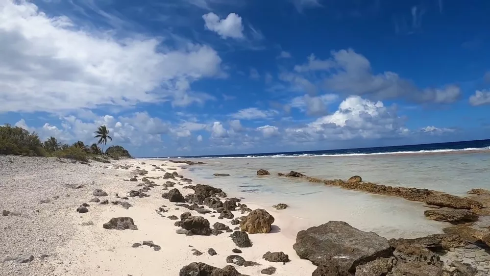 Пляж Факарава, один из самых лучших пляжей в Французской Полинезии