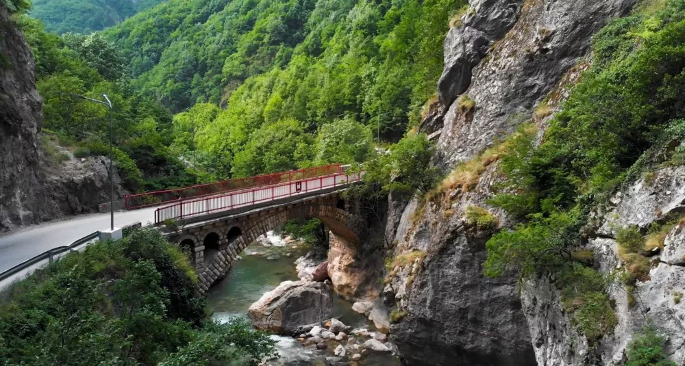 Природные достопримечательности Косово