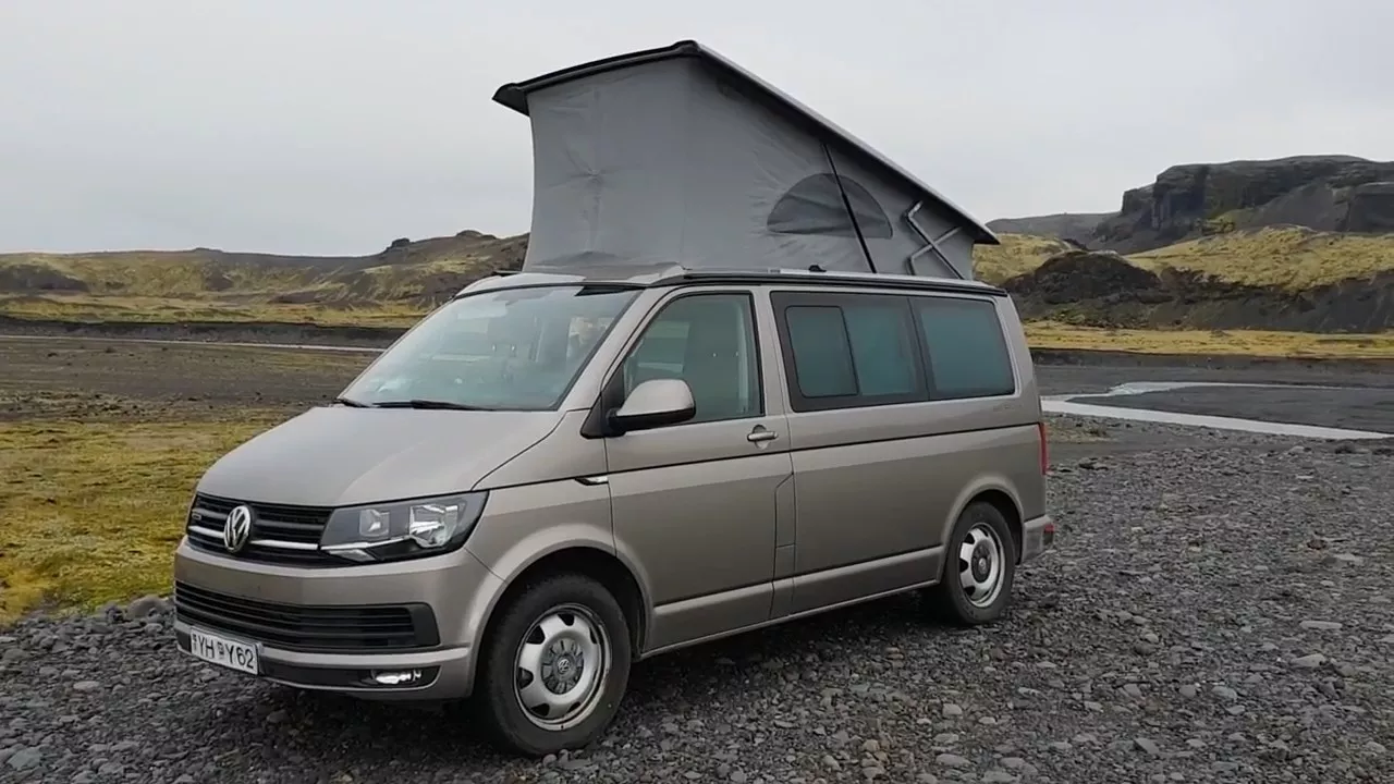 Авто с палаткой на крыше - альтернатива кемпингам в Исландии