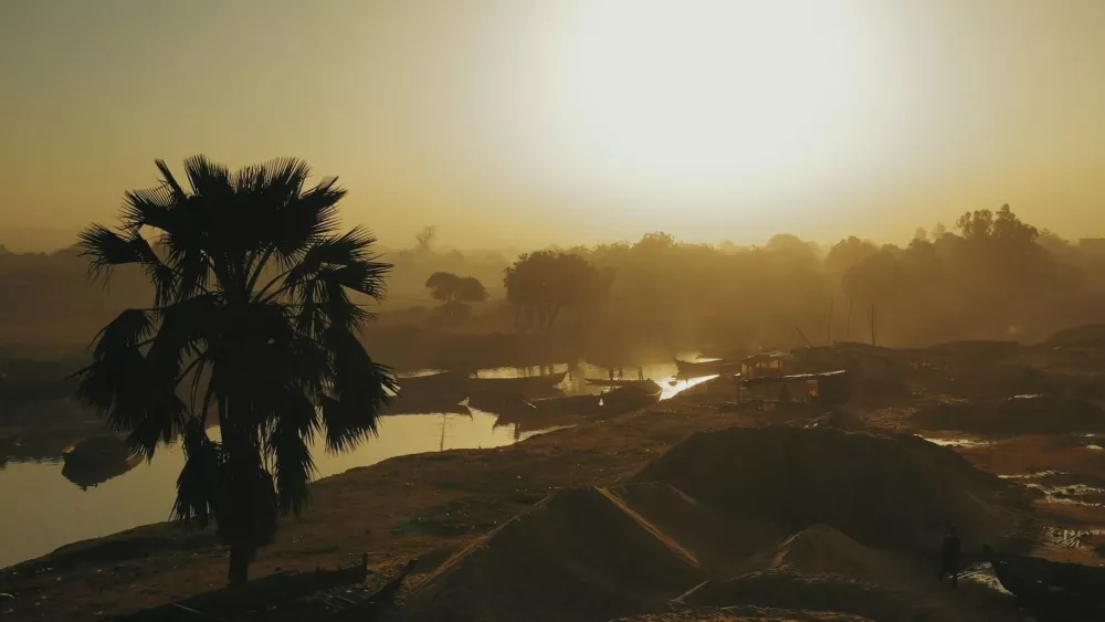 Рассвет на реке Нигер в окрестностях Бамако