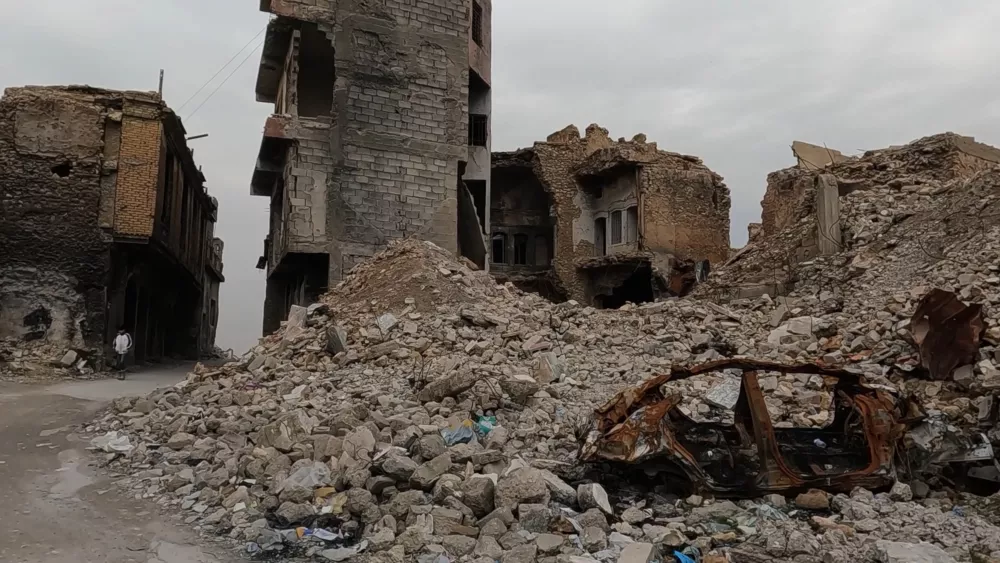 Руины жилых кварталов Мосула - напоминание о войне