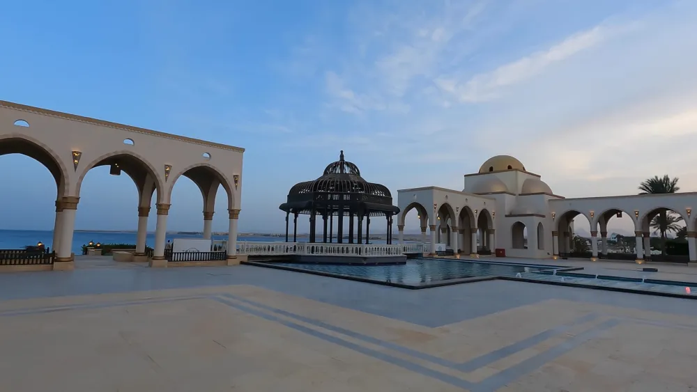 Сахль-Хашиш — строящийся международный курорт на побережье Красного моря в Египте