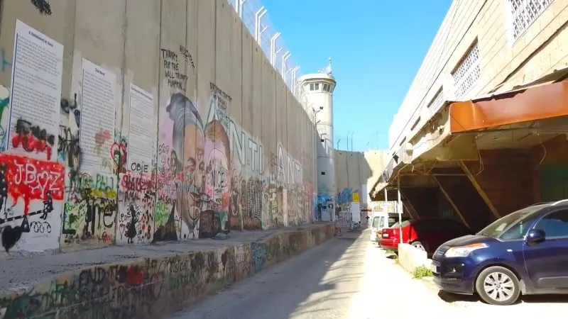 Стена - граница между Палестиной и Израилем
