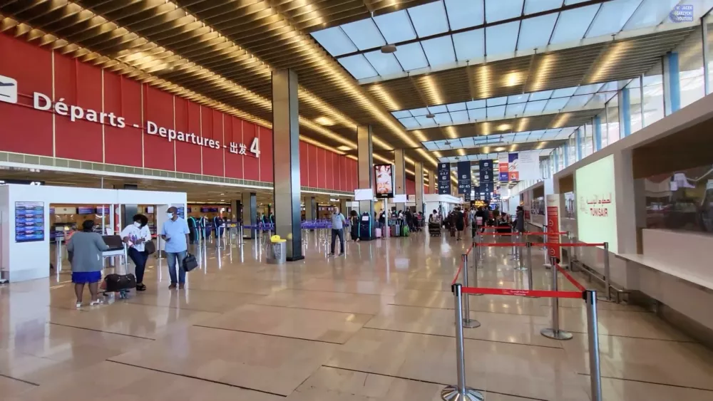 Аэропорт Париж-Орли - главный терминал