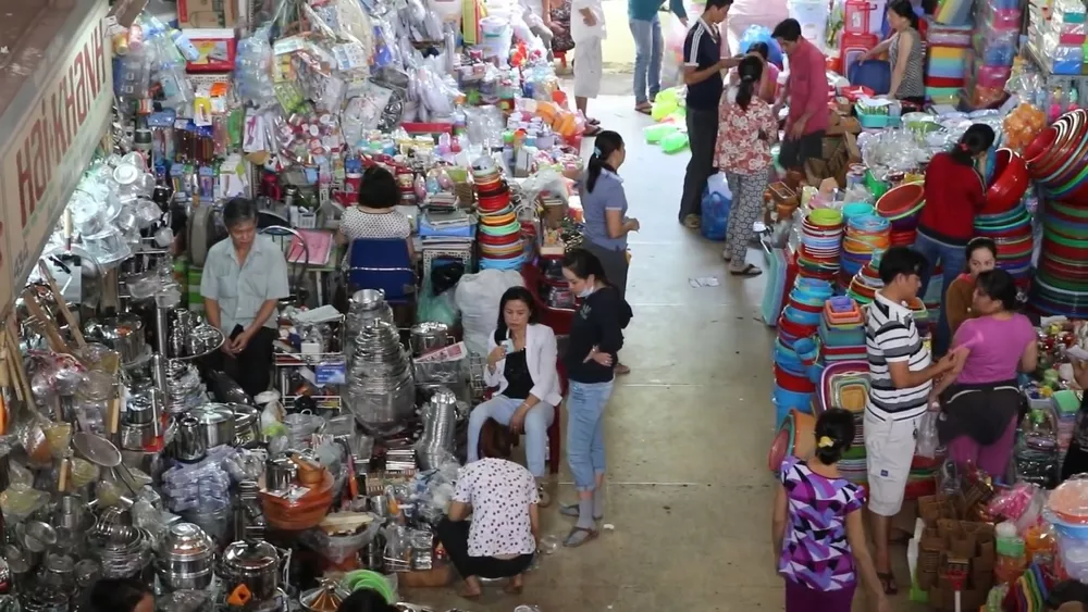 Уличный рынок Бен Тхань