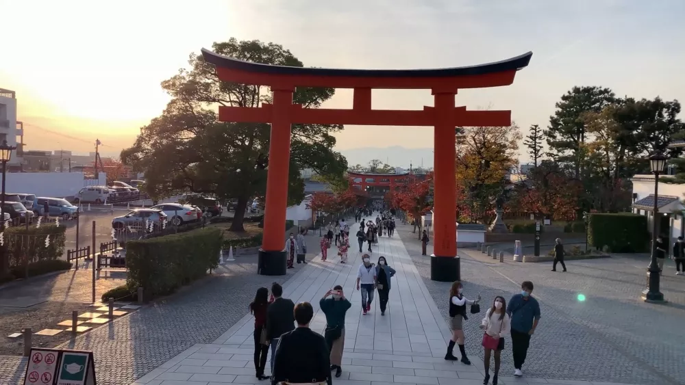 Красные ворота храма Фусими Инари