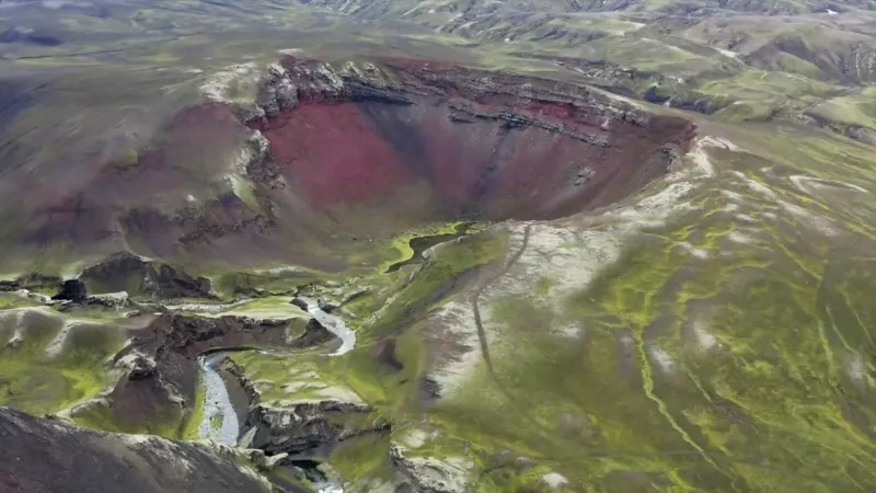 Кратеры вулканов - Исландия
