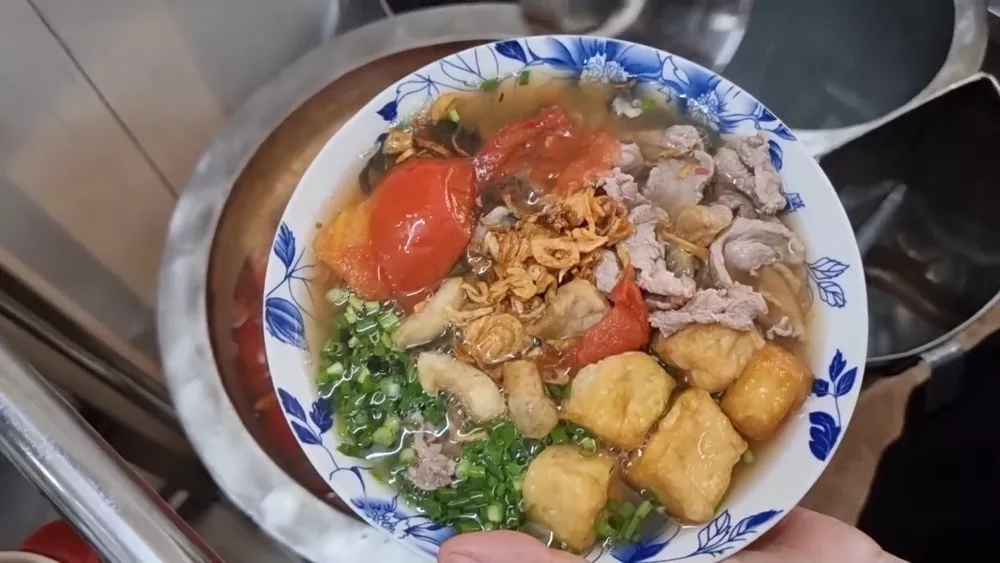 Вьетнамский суп с клецками