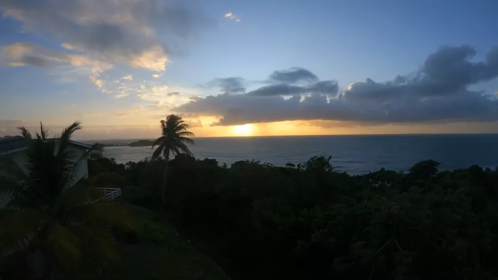 Закат на побережье Мателот (Тринидад-и-Тобаго)