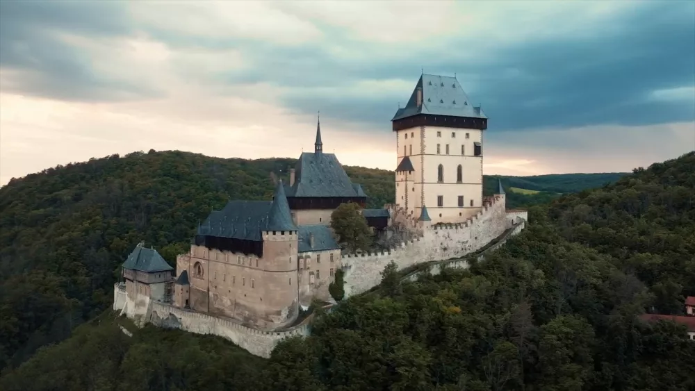 Замок Карлштейн (Чехия)